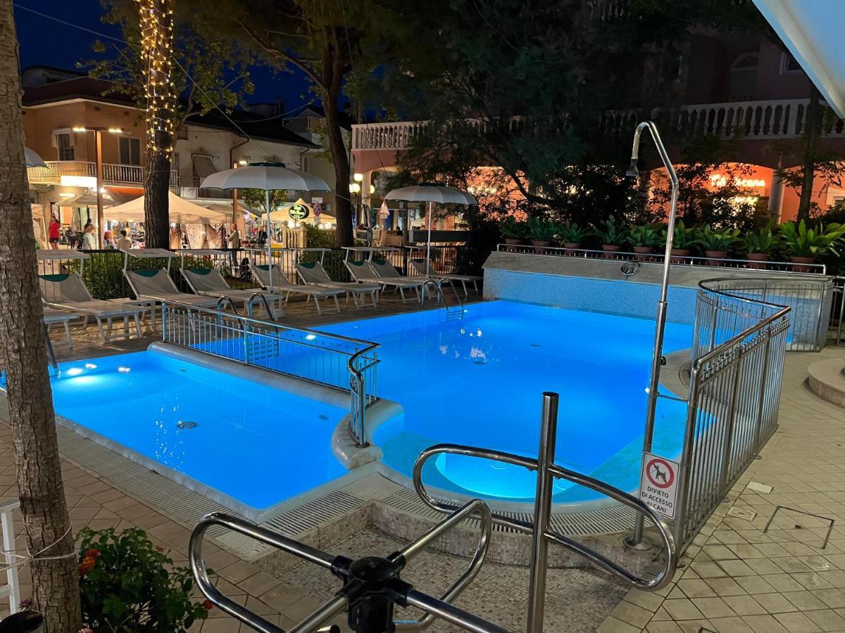 Hotel Villa Verde San Mauro Mare 外观 照片