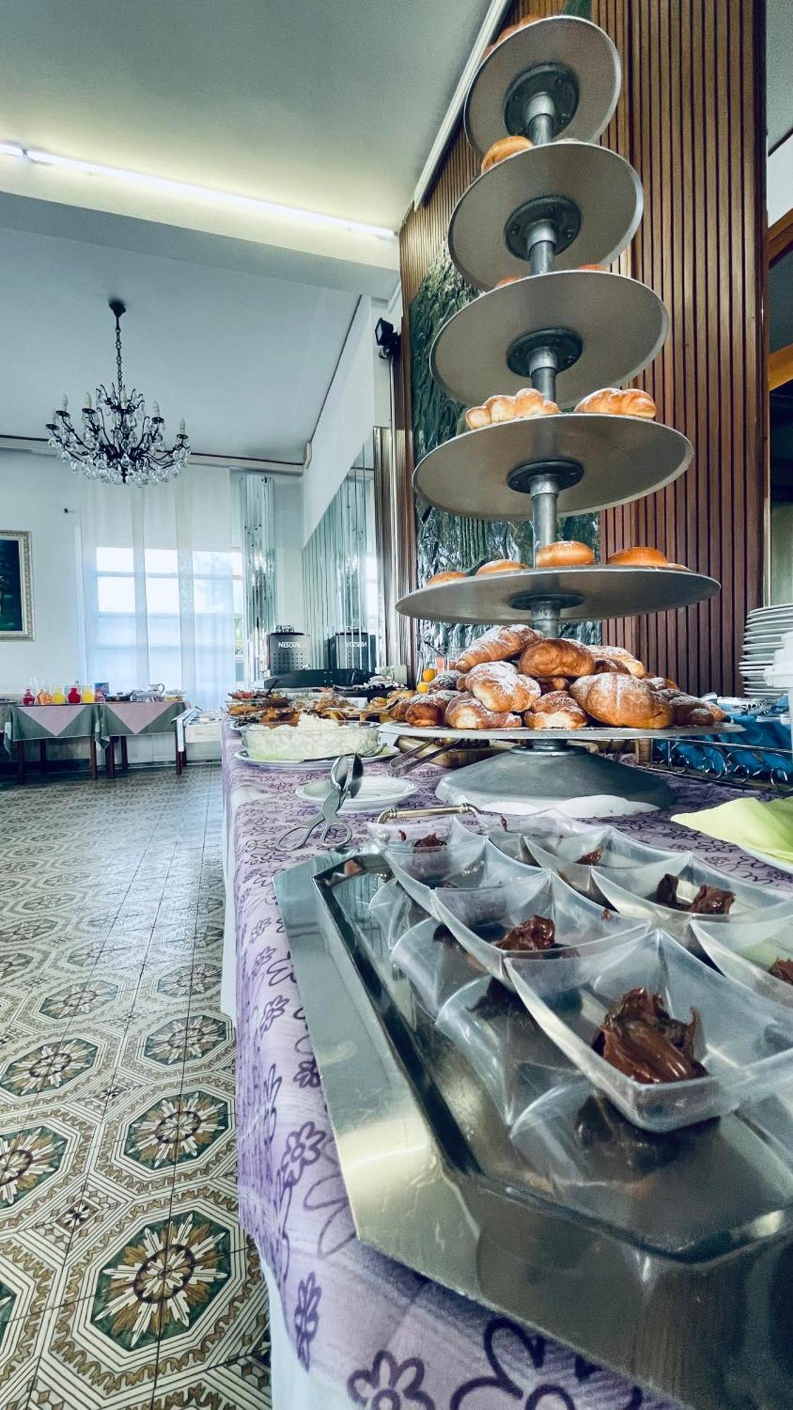 Hotel Villa Verde San Mauro Mare 外观 照片