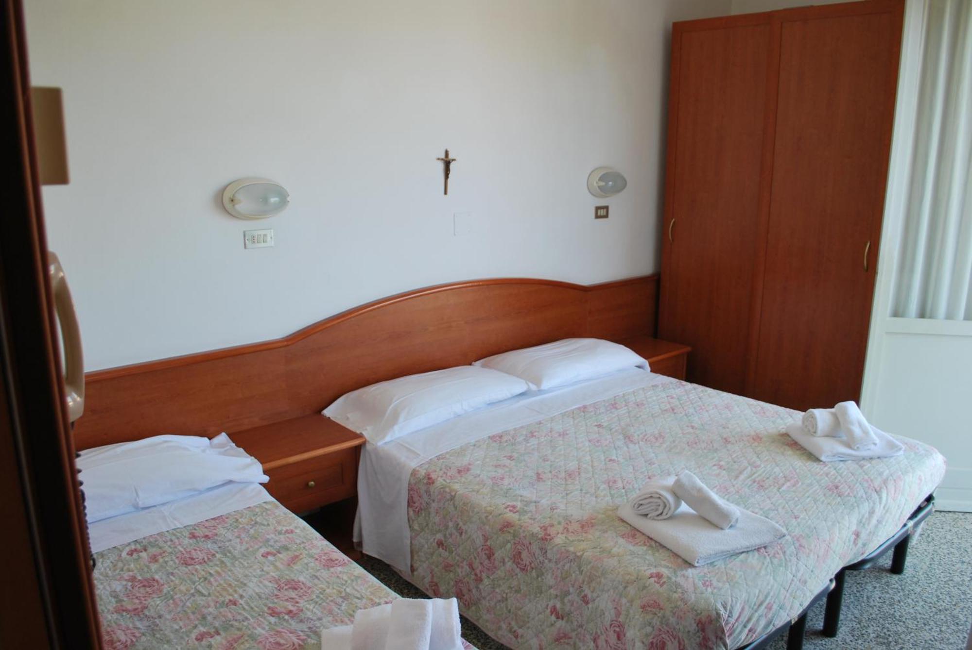 Hotel Villa Verde San Mauro Mare 外观 照片
