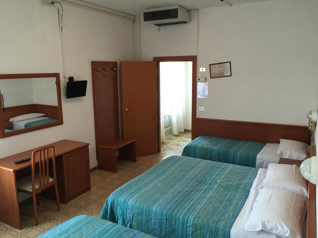 Hotel Villa Verde San Mauro Mare 外观 照片