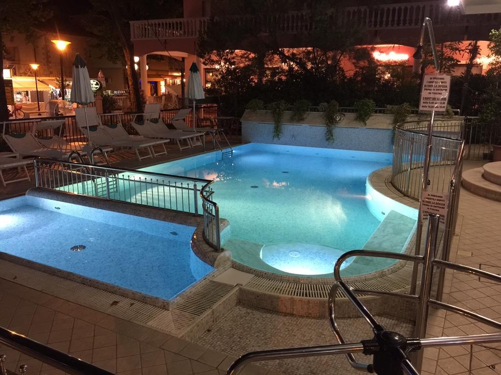 Hotel Villa Verde San Mauro Mare 外观 照片